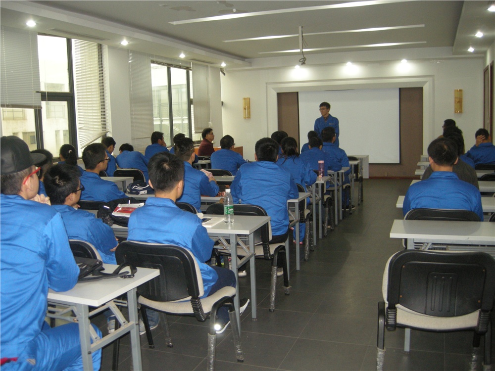 湖南工業(yè)大學(xué)理學(xué)院電科班2013級學(xué)生實(shí)習圓滿(mǎn)結束