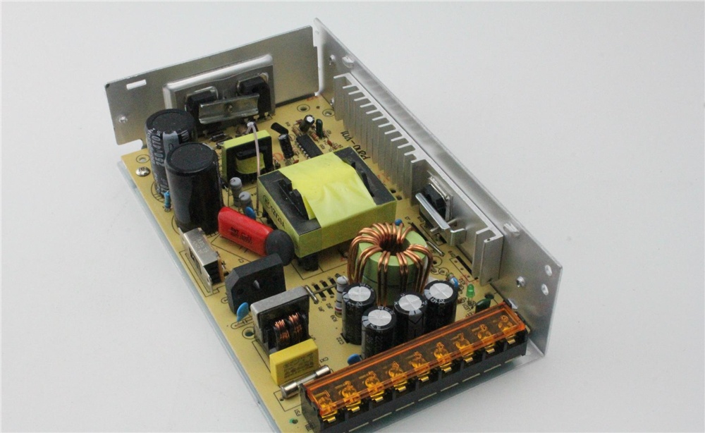 開(kāi)關(guān)電源的一些型號以及其含義